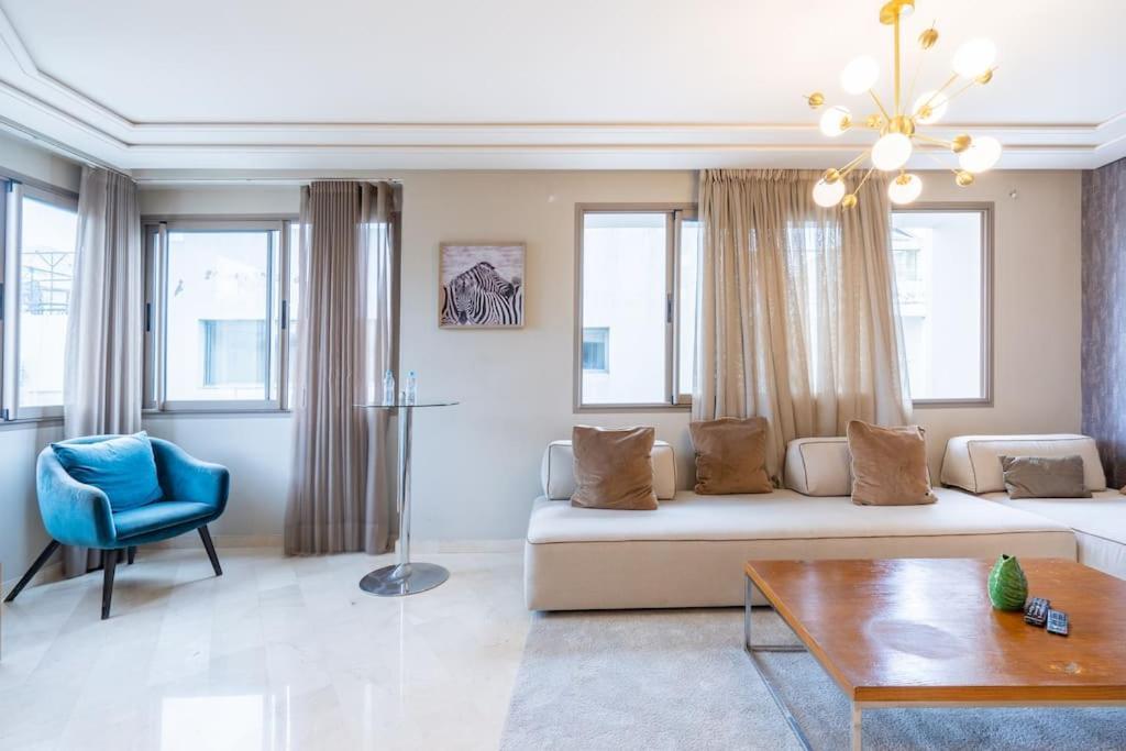 Апартаменты #56 Maarif Racine Urban Massira Near Twin Center Касабланка Экстерьер фото