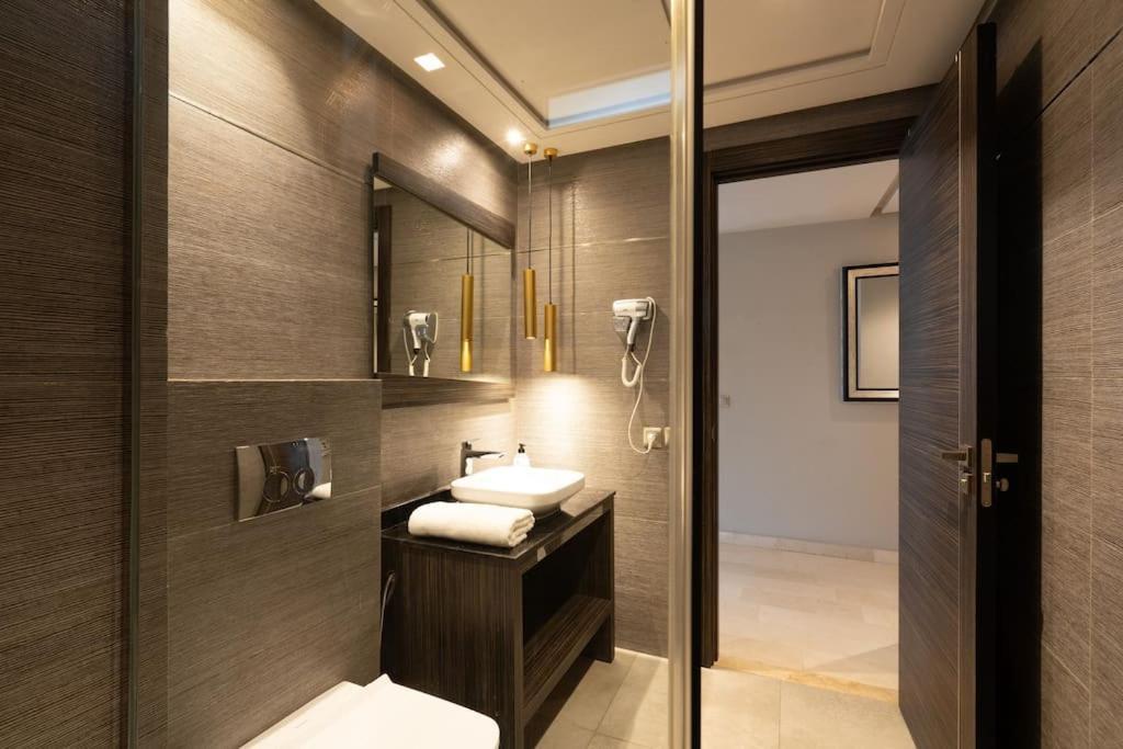 Апартаменты #56 Maarif Racine Urban Massira Near Twin Center Касабланка Экстерьер фото