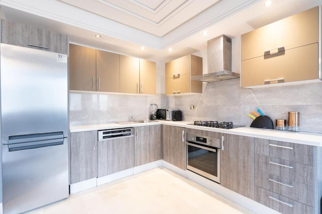 Апартаменты #56 Maarif Racine Urban Massira Near Twin Center Касабланка Экстерьер фото